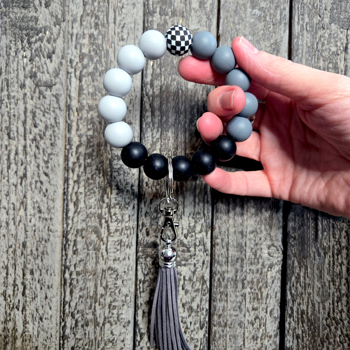 Wristlet Keychain - Beaded Silicone Key Fob Bracelet - Hands Free Keyring - Black Gray Checker with Gray Faux Leather Tassel - Cute Gift