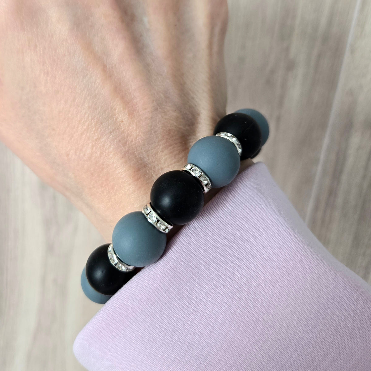 Beaded Wristlet Keychain - Silicone Key Holder Bracelet with Rhinestones and Tassel - Hands Free